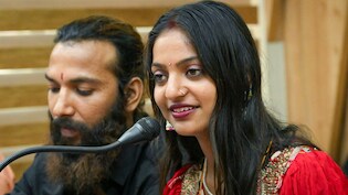 मोनालिसा केस में नया मोड़, पति का चौंकाने वाला दावा- भाग गई महाकुंभ वायरल गर्ल