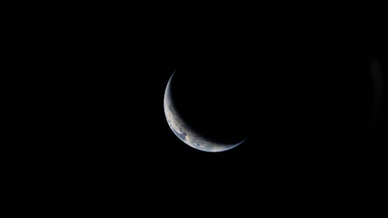 Artemis Astronauts To Study Moon Using The "Best Camera": Their Eyes