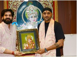 30 दिन में दूसरी बार खाटूश्यामजी पहुंचे हरभजन सिंह, बाबा श्याम के दर पर टेका मत्था