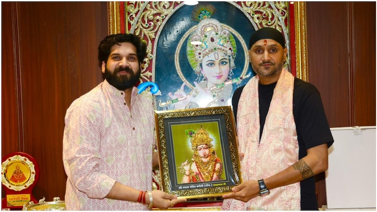 30 दिन में दूसरी बार खाटूश्यामजी पहुंचे हरभजन सिंह, बाबा श्याम के दर पर टेका मत्था