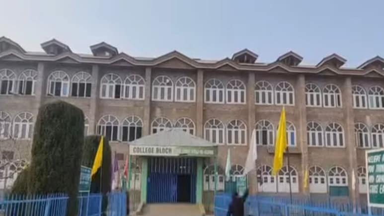 Prominent J&K Madrasa Declared Unlawful Entity Over Jamaat-E-Islami Links