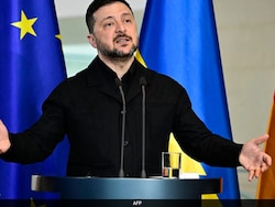Zelensky To Meet US Senators Today As Russia Sanctions Vote Expected