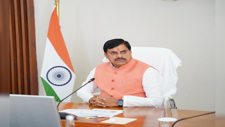 'बड़ी बेशर्मी के साथ कहा मैं नहीं गाऊंगी,' कांग्रेस पर बरसे CM मोहन, कहा- राष्ट्रीय गीत के अपमान पर मौन क्यों?