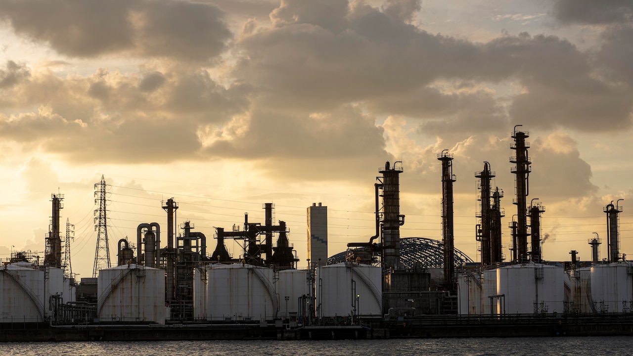 India Buys Its Most Expensive LNG In Years As War Upends Market