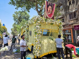 India Says Teary Goodbye To Asha Bhosle With A Tricolour-Draped Farewell