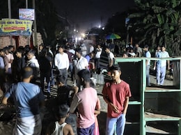 बंगाल में बड़ा बवाल, BDO ऑफिस में 7 न्यायिक अफसरों को भीड़ ने घेरा, मुश्किल से बचाया गया