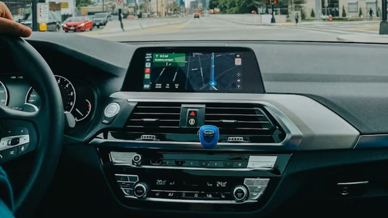 CarPlay पर WhatsApp हुआ स्मार्ट! अब कार में बैठे-बैठे करें कॉल और मैसेज, जानिए कैसे