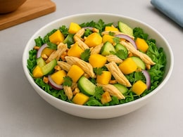This 10-Minute Mango Chicken Salad Is The Perfect Light Summer Meal