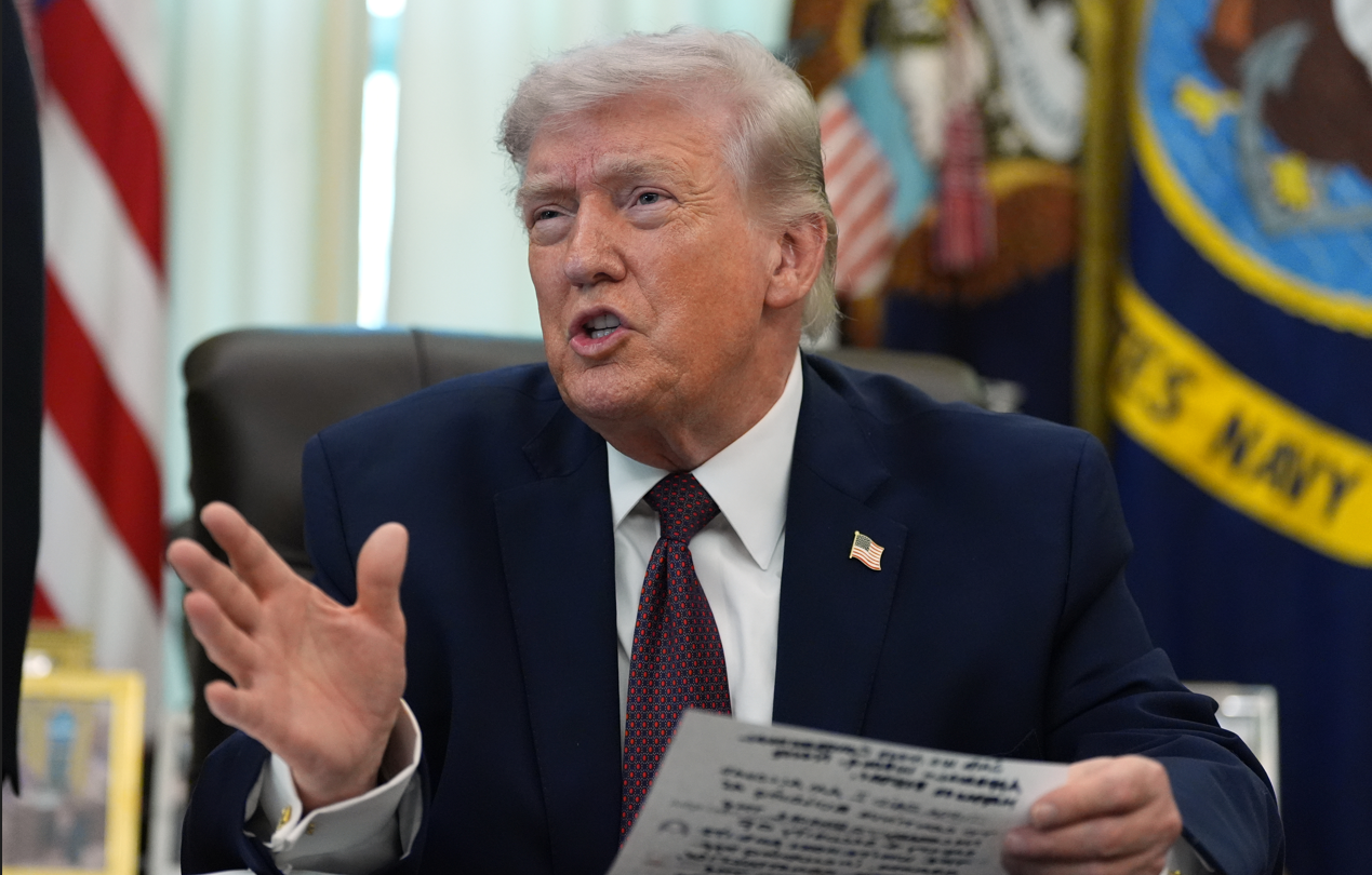 जब तक असल समझौता नहीं, ईरान के आसपास रहेगी अमेरिकी सेना : डोनाल्ड ट्रंप की दो टूक