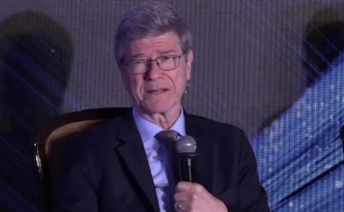 Clean Energy Investments More Consequential Than Many Realise: Jeffrey Sachs