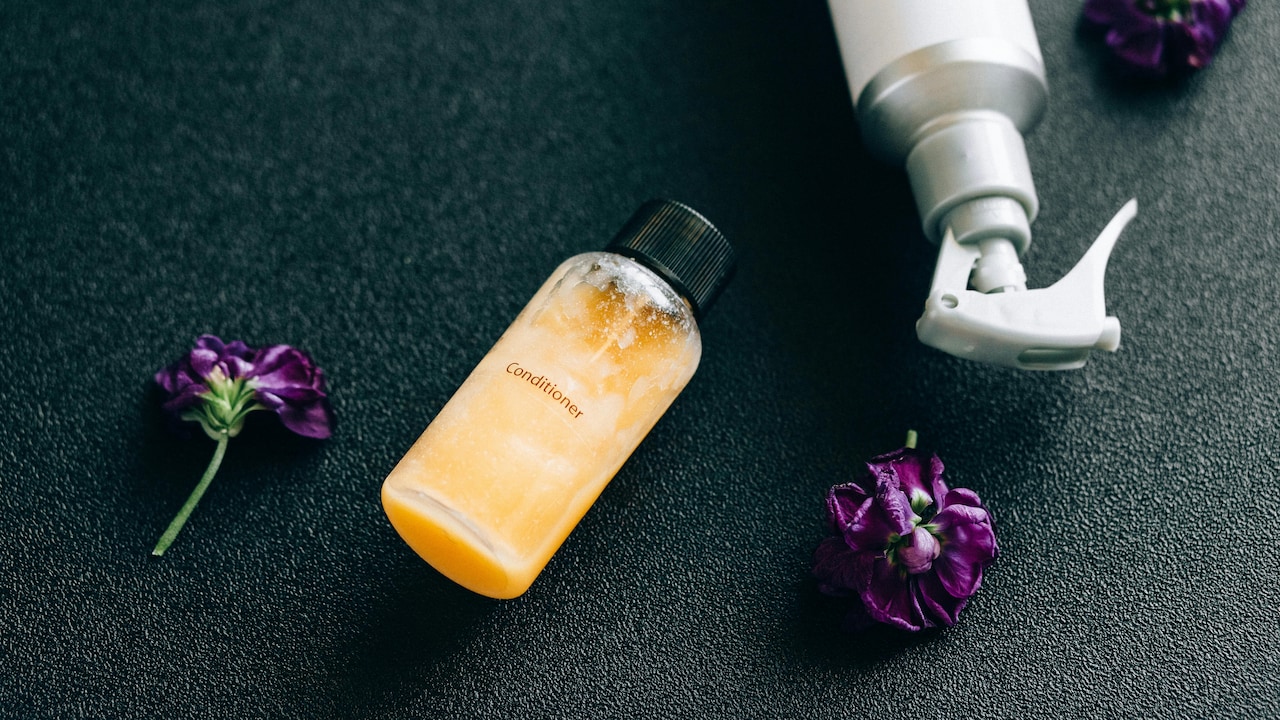 Top 5 Argan Oil Conditioners for Dry and Frizzy Hair Under ₹600 for Smoother, Stronger Hai