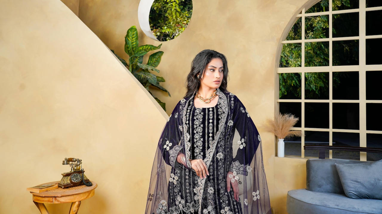 Top 8 Anarkali Suits That Do Not Overwhelm Your Height Or Frame