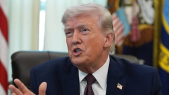 बदले-बदले ट्रंप के सुर: न होर्मुज खुला, न ईरान झुका… फिर क्यों पीछे हट रहा अमेरिका?