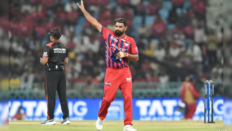 LSG vs DC IPL 2026: मोहम्मद शमी के नाम मेगा रिकॉर्ड, पहली गेंद पर विकेट लेकर रचा इतिहास, ऐसा करने वाले एकमात्र गेंदबाद