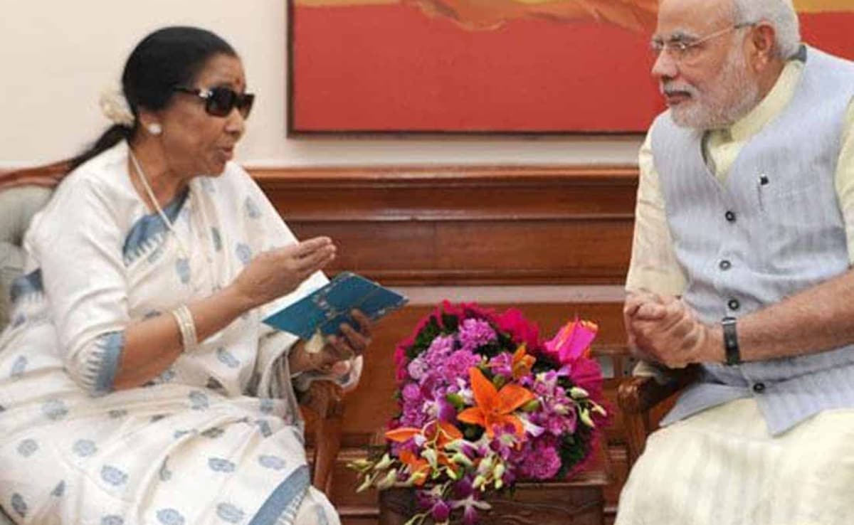 आशा भोसले अस्पताल में भर्ती, पीएम मोदी ने जताई 92 वर्षीय सिंगर के लिए चिंता, लिखा- जल्द स्वस्थ होने की प्रार्थना करता हूं