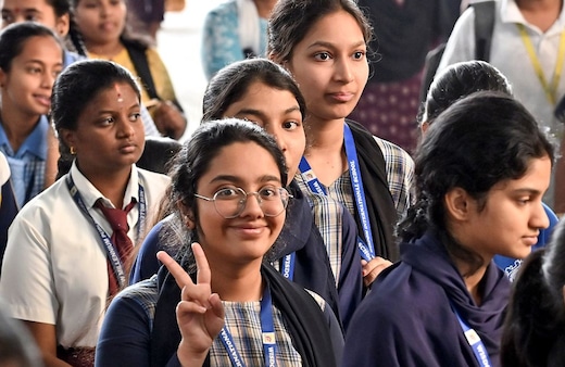 Assam HSLC Class 10 Result 2026 LIVE: असम बोर्ड कक्षा 10वीं का रिजल्ट हुआ जारी, 65.62% छात्र हुए पास