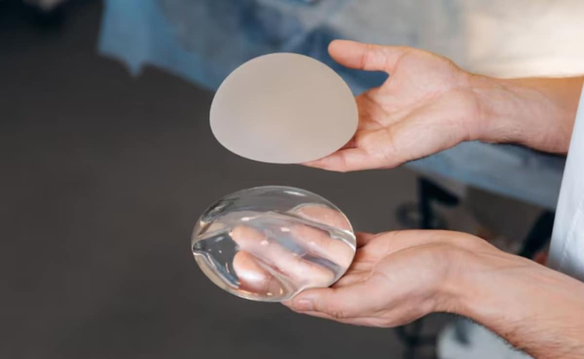 Implants may require multiple surgeries and long-term investment over the course of your life. Photo: Freepik