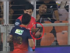 Video: रजत पाटीदार के विवादित कैच को लेकर ठनका विराट कोहली का माथा, तो 'दोस्त' इशांत शर्मा ने ऐसे समझाया