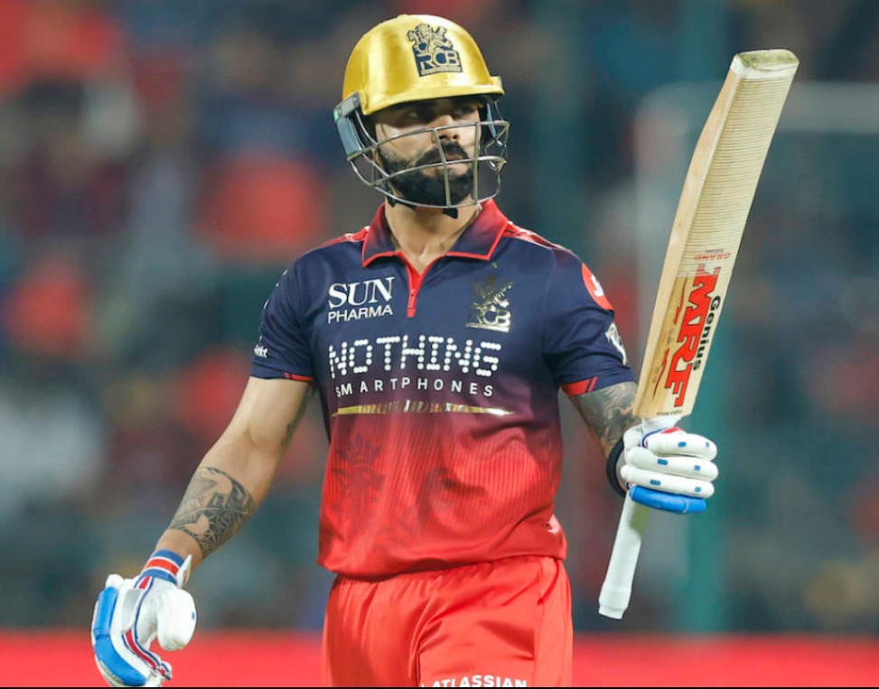 MI vs RCB: पचासे के साथ कोहली का 'डबल धमाका', कारनामा करने वाले पहले बल्लेबाज, बाबर-गेल दोनों को पीछे छोड़ा