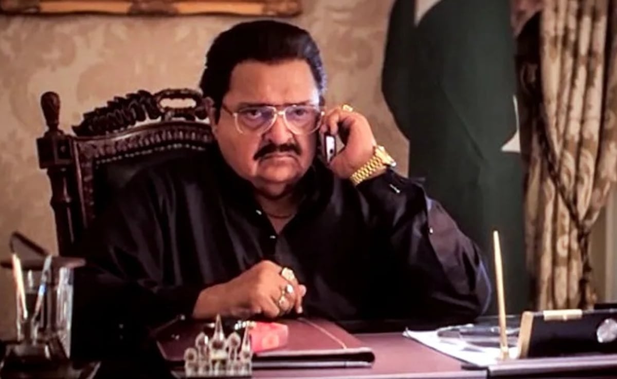 धुरंधर 2 के जमील जमाली को पाकिस्तानी नेता ने भेजा प्यार, राकेश बेदी को कहा- आई लव यू