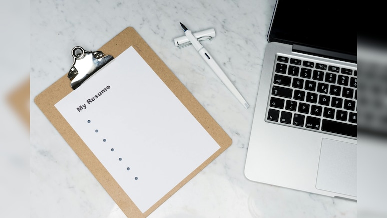 CV बनाएं तो याद रखें, बायोडाटा में इन बातों को जरूर लिखें, बढ़ जाएंगे नौकरी मिलने के चांस