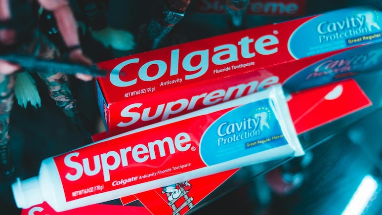 दांतों की सफ़ाई से लेकर मसूड़ों की देखभाल तक, पूरी ओरल केयर के लिए भरोसेमंद हैं ये Toothpaste, अभी करें ऑर्डर