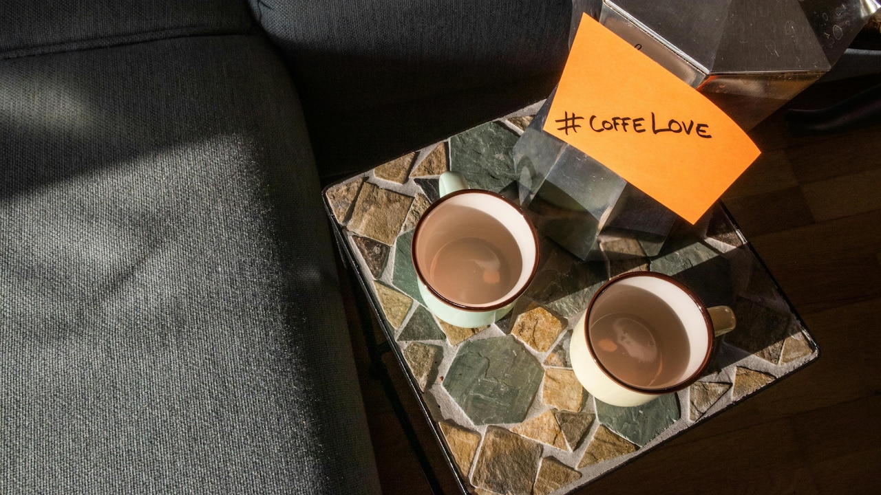 Coffee Table Storage Solutions That Reduce Living Room Mess