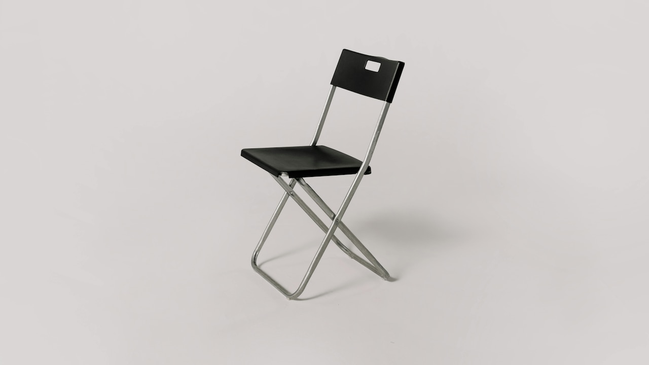 Different types of foldable furniture that make rental living comfortable