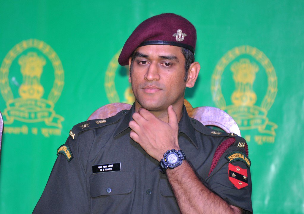 "He Went To LoC": Army Veteran Shares Unheard Story Of MS Dhoni's Patriotism