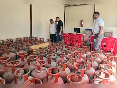 LPG कालाबाजारी पर सर्जिकल स्ट्राइक, देशभर में 1 लाख छापे, 52 हजार सिलेंडर जब्त