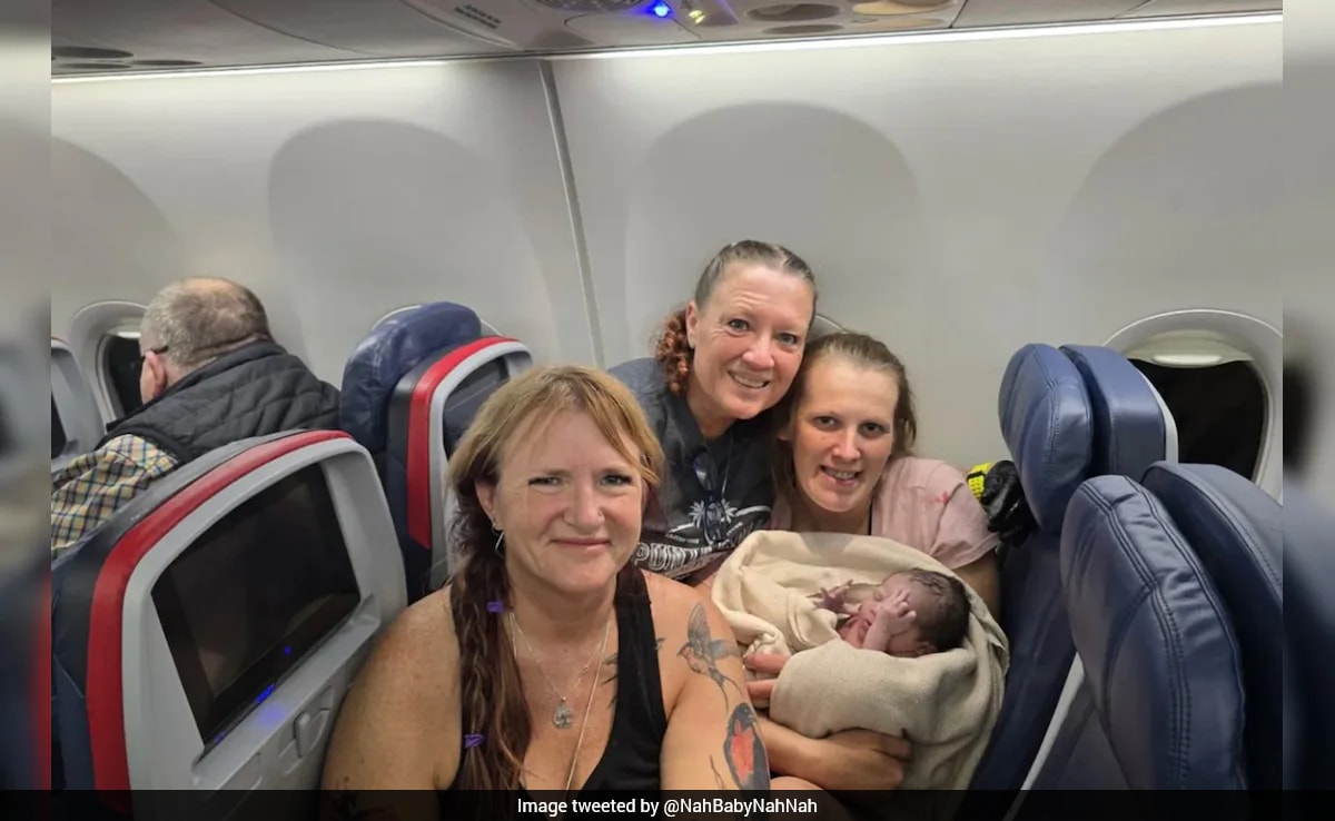 Woman Gives Birth Mid-Air On Delta Flight Before Emergency Landing: 