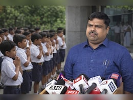 Chhattisgarh government schools: छत्तीसगढ़ के सरकारी स्कूलों में अब पढ़ाई से पहले करना होगा मंत्रोच्चार, कांग्रेस ने शिशु मंदिर बनाने का लगाया आरोप