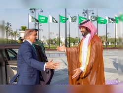 Opinion | Pakistan's Ever-Running Saudi 'Lifeline'  Has Its Limits