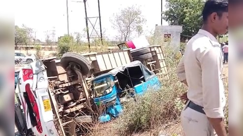 सतना-चित्रकूट स्टेट हाईवे पर हादसा: यात्रियों से भरी बस अनियंत्रित होकर पलटी, 10 से ज्यादा लोग घायल