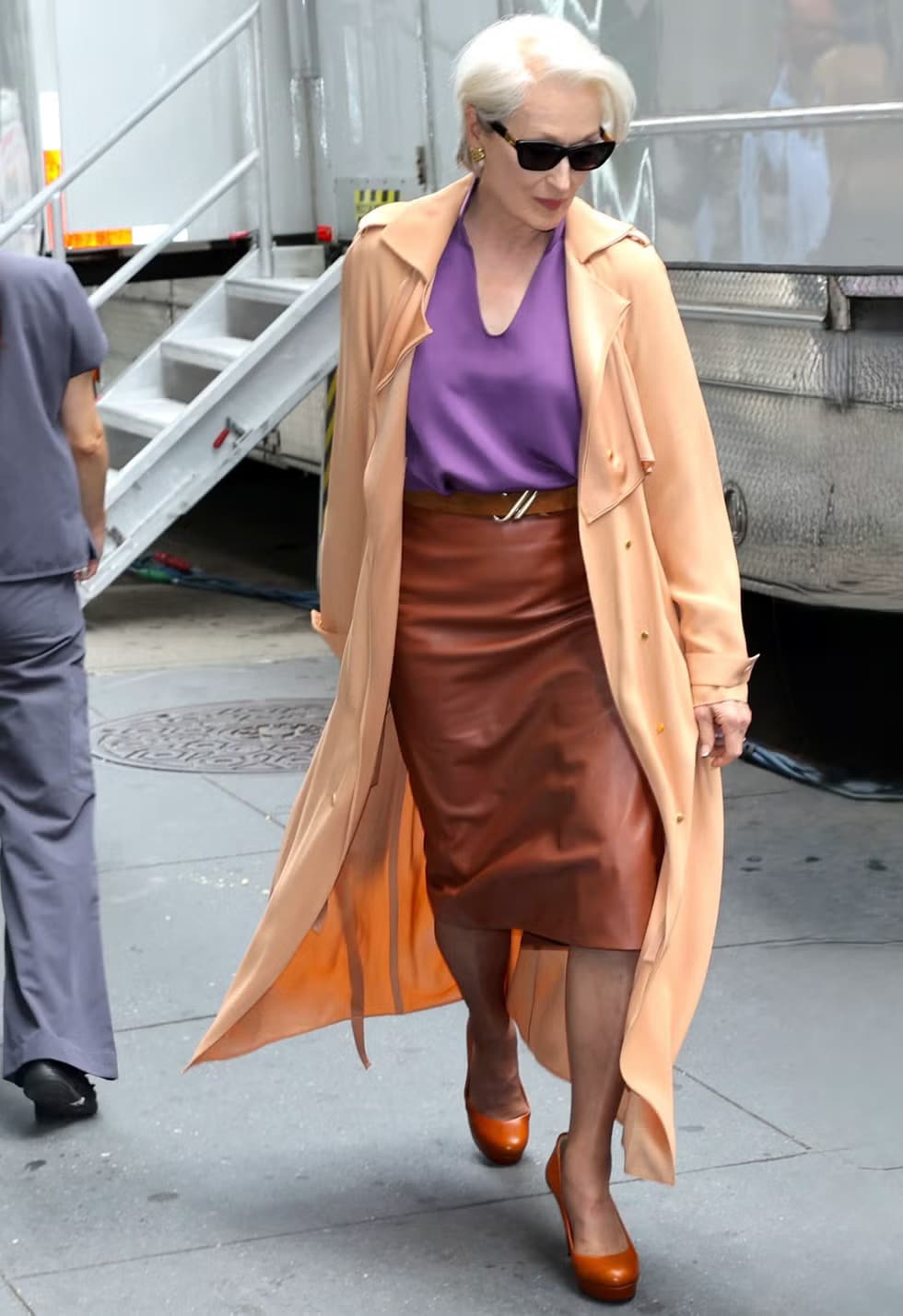 Meryl Streep as Miranda Priestly opts for burnt orange pumps in Devil Wears Prada 2 Meryl Streep as Miranda Priestly opts for burnt orange pumps in Devil Wears Prada 2