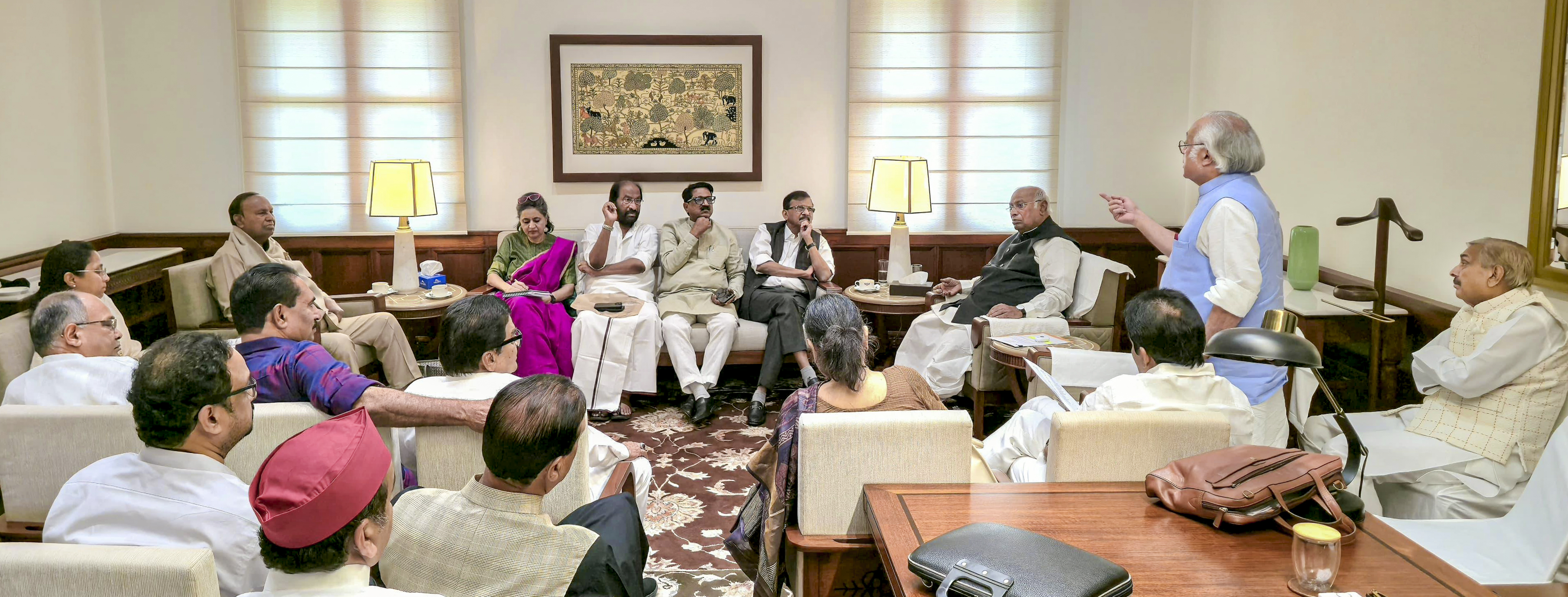 महिला आरक्षण-परिसीमन बिल: संविधान संशोधन रोकने के नंबर गेम के लिए INDIA गठबंधन ने बिछाई बिसात