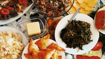 Food Bills Set To Soar? Restaurants May Raise Menu Prices As Iran War Hits Kitchen Costs