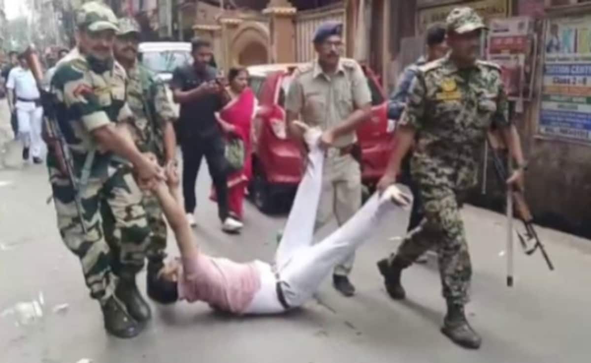 EVM 'Glitch', Violence During Early Hours Of Polling In Bengal Phase 2