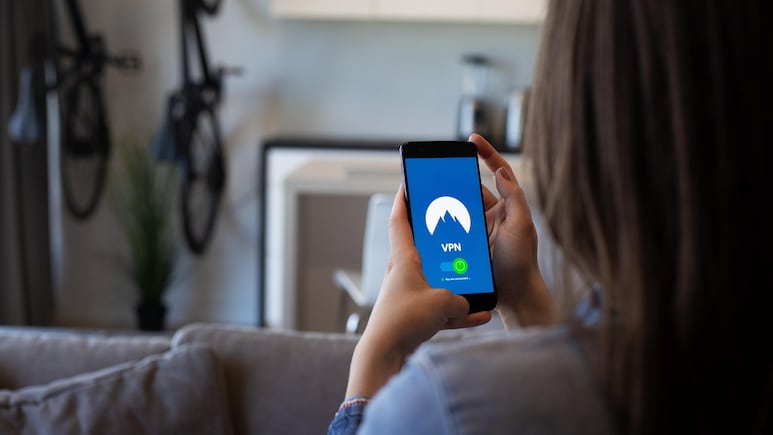 Russian Apps "Spying" On VPN Users Amid Internet Crackdown: Report