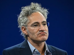 Palantir CEO Calls AI Industry 'Effing Insane', Slams OpenAI, Anthropic