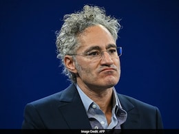 AI Firms Like Anthropic Are Trying to "Drug Addict" Us: Palantir CEO