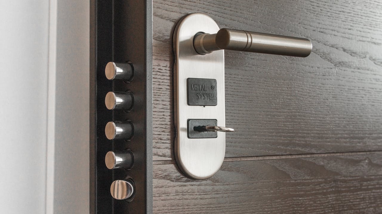 Best Affordable Rim Locks For Secure Home Doors