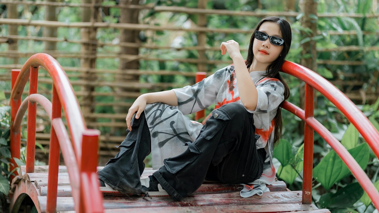 Cargo Pants Styling Guide: How To Wear Them And Still Look Chic