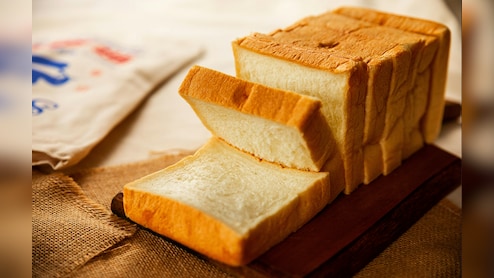 क्या ब्रेड खाने से बिना ज्यादा खाए भी बढ़ सकता है वजन? स्टडी में सामने आई चौंकाने वाली वजह