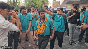 कोटा-सीकर को पीछे छोड़ अजमेर के प्रखर का कमाल, JEE Main में हासिल की 173वीं रैंक