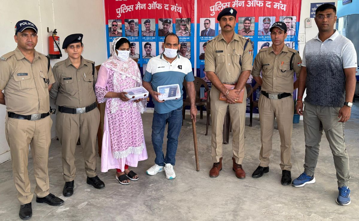 सोशल मीडिया से शुरू हुआ प्यार, बांग्लादेशी सहेला बेगम श्याम दास संग हरिद्वार में फर्जी पहचान के साथ गिरफ्तार