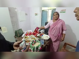 'मटन खिलाओ और टीसी पाओ...' : बिहार में गुरुजी की अजीब मांग,  अब BDO ने दिए जांच के आदेश