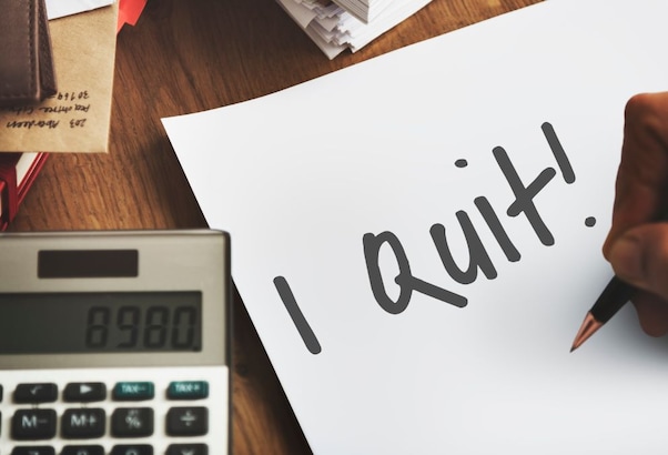 AI ने छीनी नौकरी और बढ़ने लगी पैसों की तंगी, IT कंपनी में काम करने वाले कपल ने जिंदगी से मान ली हार