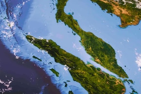 Strait of Malacc : आता 'आशियाच्या होर्मुझ'वरही लागणार टोल-टॅक्स? मुस्लीम देशाच्या मनात लालसा, शेजारच्यांसोबत वाद