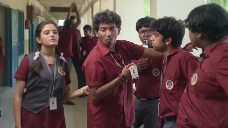 नेटफ्लिक्स पर धूम मचा रही 2 घंटे 21 मिनट की ये कॉमेडी फिल्म, छह करोड़ के बजट में कमाए थे 74 करोड़